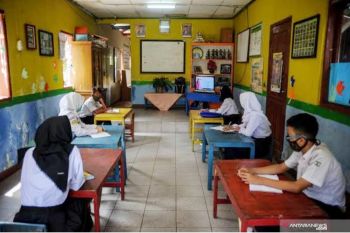 Satgas IDI Sulselbar rekomendasikan sementara tunda buka sekolah