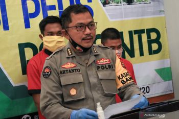 Polda NTB menyelidiki kasus perusakan pelang nama bandara