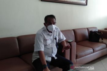 Adi Soemarmo tetap layani tes cepat antigen
