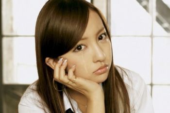 Tomomi Itano eks AKB48  menikah dengan Keiji Takahashi