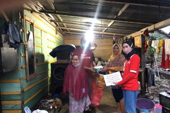 ACT Lampung beri bantuan kepada warga terdampak banjir di Pringsewu