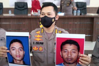 Penggerebekan terduga teroris bersamaan di tiga daerah di Sulsel