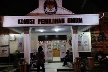 Kantor KPU Bandarlampung dijaga ketat pihak kepolisian