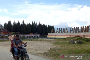 Pengunjung objek wisata vila Danau Atas berkurang akibat COVID-19