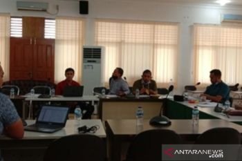 Bawaslu Riau kumpulkan alat bukti dan dokumen sengketa Pilkada