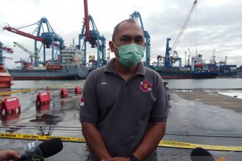 Relawan penyelam bantu Basarnas cari puing pesawat Sriwijaya Air SJ 182