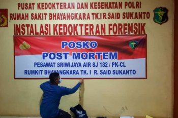 Polisi butuh DNA keluarga inti korban Sriwijaya SJ182 untuk identifikasi