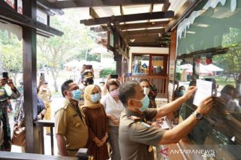 Warga Bekasi terancam denda jika tolak divaksin COVID-19