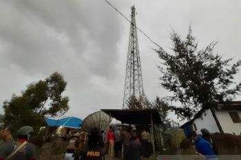 Diskominfo Papua tunggu perkembangan perbaikan BTS yang terbakar di Puncak