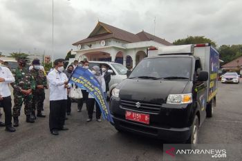 Gubernur dan Ketua DPRD Kepri tidak penuhi syarat penerima  vaksin COVID-19