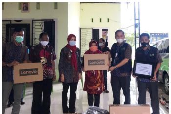 PLN beri bantuan sarana pendidikan untuk SLB Kalemandalle Gowa