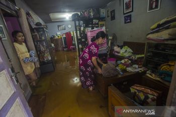 Permukiman Padat Penduduk di Banjarmasin Terendam Banjir