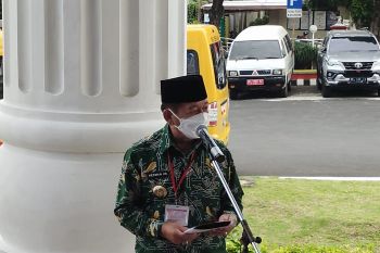 Wali Kota Bandarlampung minta semua tenaga kesehatan divaksinasi