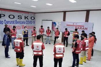 Bantu korban gempa, PMI Makassar bawa ambulans ke Sulbar lewat jalur darat