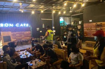 Satgas COVID-19 awasi sejumlah kafe dan rumah makan di Palangka Raya