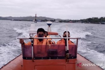 Satu penumpang KM Dobonsolo jatuh ke laut belum ditemukan