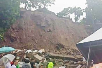 Guru SMA jadi korban tanah longsor di Manado