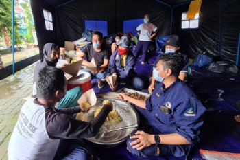 Kemensos dirikan enam dapur umum untuk penyintas gempa di Sulbar