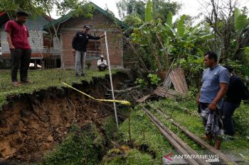 Survei tanah bergerak di Aceh Besar