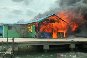 Rumah warga Teluk Kriting terbakar