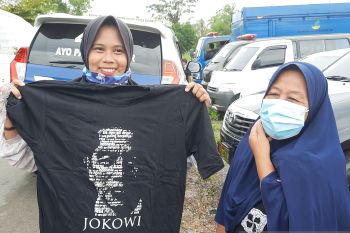 Kehadiran Jokowi tumbuhkan semangat warga di tengah banjir