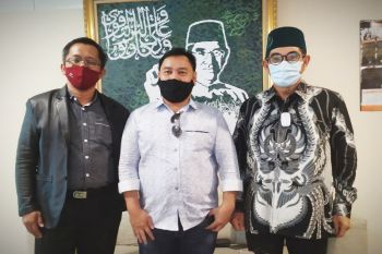 Mantan Ketua MK dan ahli hukum Jokowi dampingi HARATI