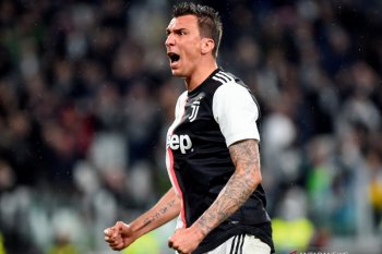 Mandzukic memikul beban patahkan kutukan nomor sembilan Milan