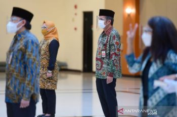Mensesneg melantik 11 pejabat eselon I