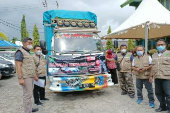 Kemenag Sulsel kirim bantuan untuk korban gempa diangkut 100 mobil