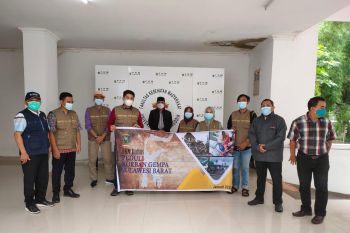 FKM Unhas kirim relawan untuk sosialisasi prokes pencegahan COVID-19 di Sulbar