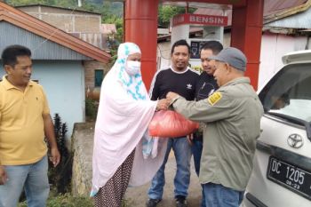 Kantor KPID Sulawesi Barat rusak akibat gempa