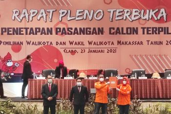 KPU Makassar tetapkan Danny-Fatma wali kota-wakil wali kota terpilih