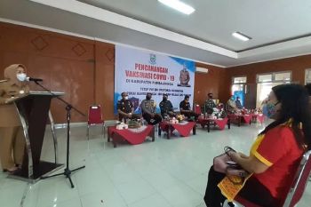 Bupati Purbalingga: Vaksinasi COVID-19 untuk lindungi diri