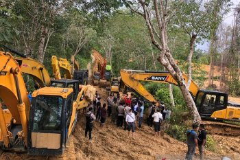 Polisi: Belasan alat berat "diusir" dari lokasi tambang  emas ilegal Sarolangun