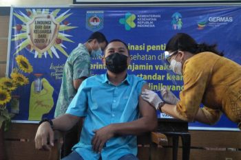Dirut RSUD: vaksinasi COVID-19 upaya menekan angka penularan