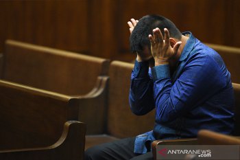 Mantan panitera PN Jakut didakwa cuci uang hingga Rp40 miliar lebih