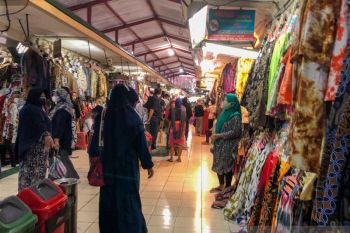 Disdag: Pengunjung Pasar Beringharjo Yogyakarta turun 70 persen