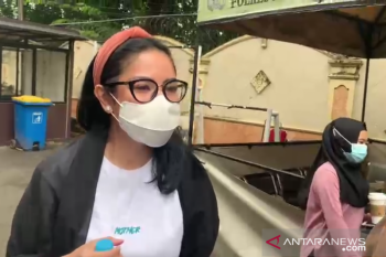 Askara Parasady Harsono, suami artis Nindy Ayunda tersangka KDRT