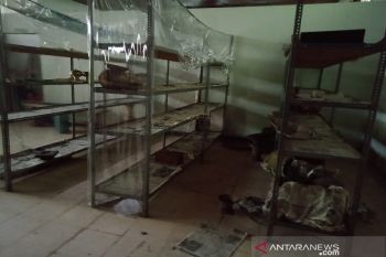 Rumah pedagang di Labuhan Haji digasak maling, 4 HP dan uang puluhan juta raib