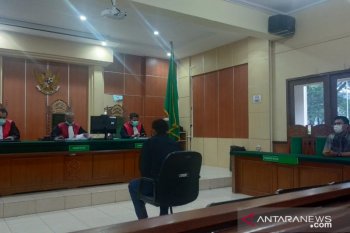 Pembajak film Keluarga Cemara  jadi terdakwa di PN Jambi
