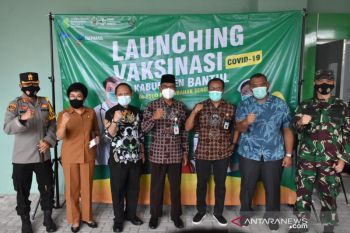 Bantul luncurkan vaksinasi COVID-19 diawali dari tokoh masyarakat