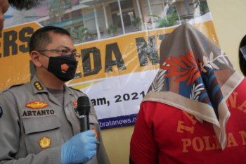 Terpisah jauh dengan suami karena pandemi COVID-19, istri tega cabuli anaknya yang berusia 2 tahun