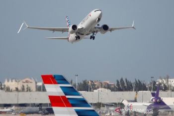Diyakini pesawat itu aman, Eropa cabut larangan terbang Boeing 737 MAX