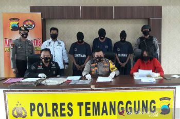 Tiga pelaku judi di Temanggung ditahan