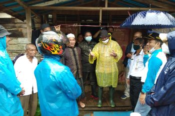 Prof Udiansyah pimpin survei rencana pembangunan Fasum HST bantuan LLDIKTI PEDULI