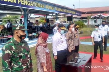 Kemenkumham Sumbar deklarasikan janji kinerja 2021