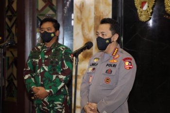 Kapolri Jenderal Listyo Sigit silaturahim dengan Panglima TNI tingkatkan soliditas TNI-Polri