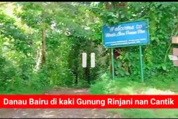 Danau Biru di kaki Gunung Rinjani nan cantik