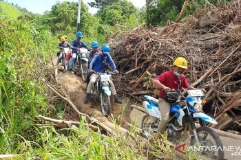PLN pulihkan kembali aliran listrik 2.035 pelanggan di Ulumanda Sulbar