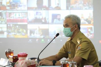 Gubernur tawarkan "Gerakan Jateng di Rumah Saja" untuk kurangi COVID-19